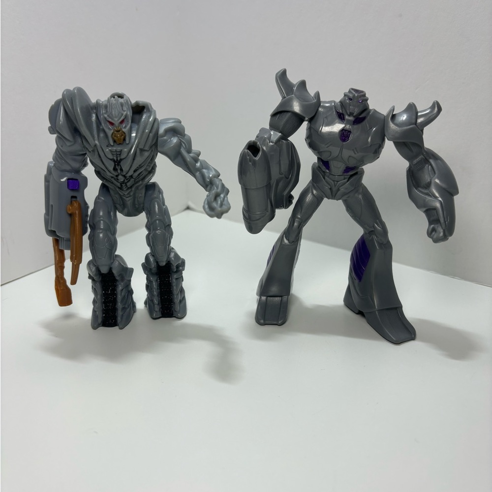 Transformers figurines lot‎ of 2